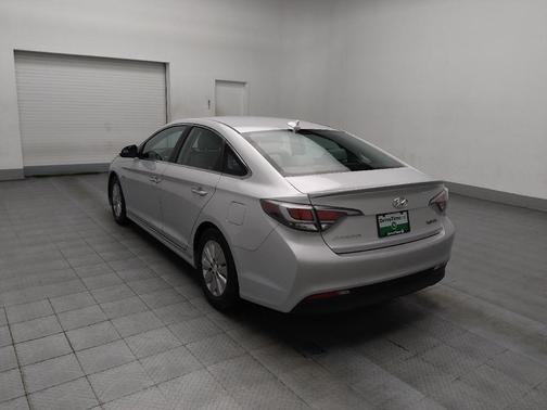 2016 Hyundai SONATA Hybrid SE