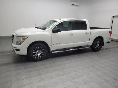 2021 Nissan Titan SV