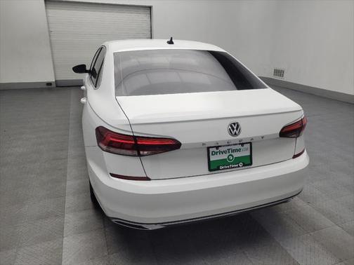 2020 Volkswagen Passat 2.0T SE