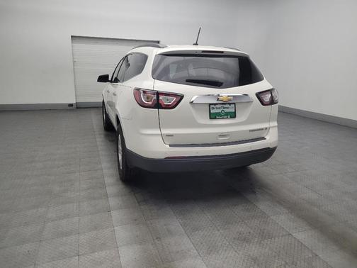 White 2014 Chevrolet Traverse 2LT