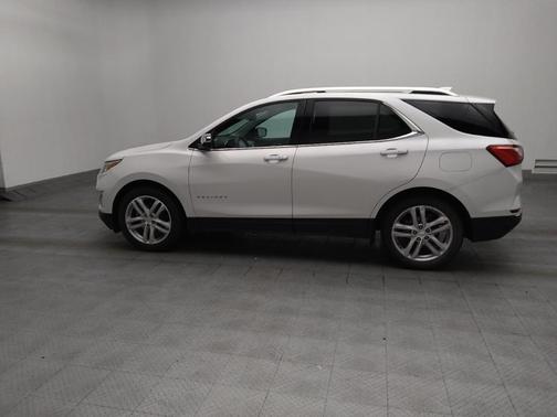 White 2019 Chevrolet Equinox Premier