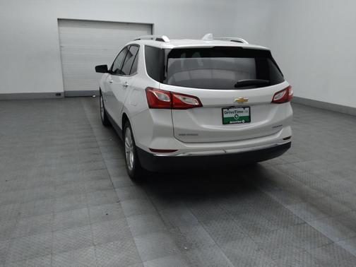 White 2019 Chevrolet Equinox Premier