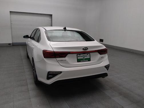 Snow White Pearl 2021 Kia Forte EX