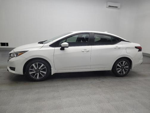 2024 Nissan Versa 1.6 SV