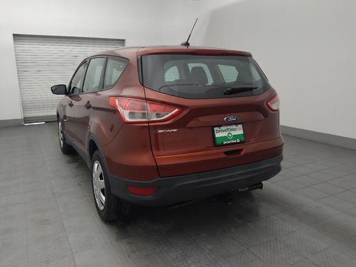 2016 Ford Escape S