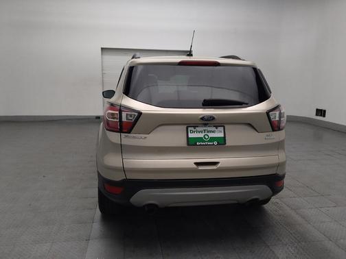White Platinum Metallic Tri-Coat 2017 Ford Escape SE