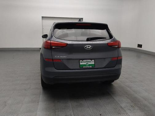 2021 Hyundai TUCSON SE