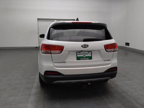 Snow White Pearl 2018 Kia Sorento EX