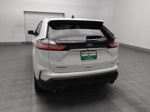 Oxford White 2019 Ford Edge SE