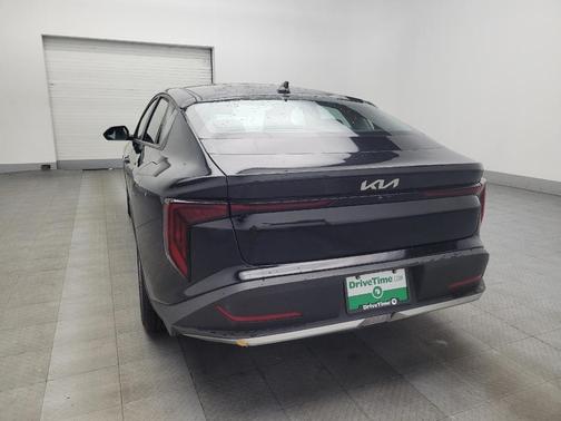 Aurora Black Pearl 2025 Kia K4 LX