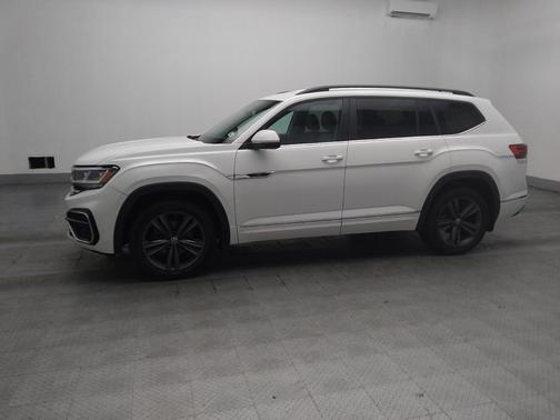 White 2021 Volkswagen Atlas 3.6L SE w/Technology