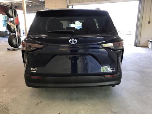 2023 Toyota Sienna XLE 7 Passenger