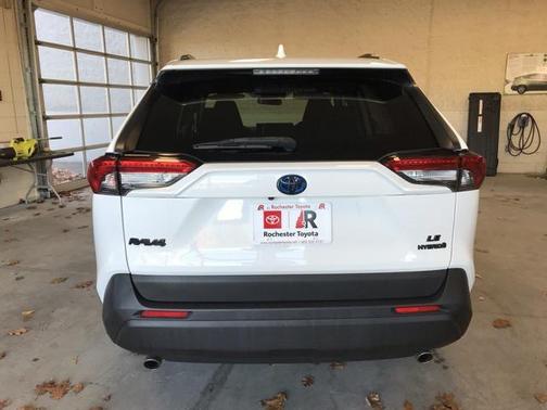 2020 Toyota RAV4 Hybrid LE