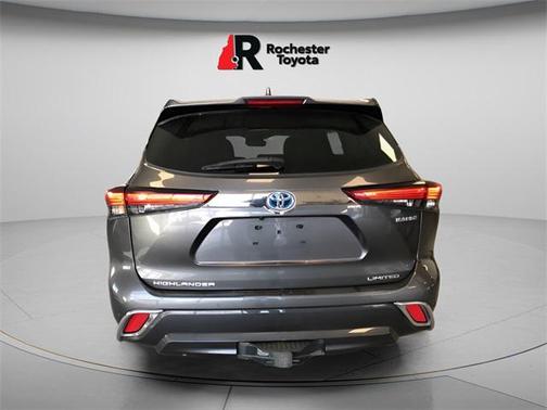 2022 Toyota Highlander Hybrid Limited