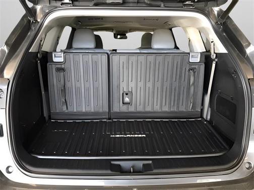 2022 Toyota Highlander Hybrid Limited