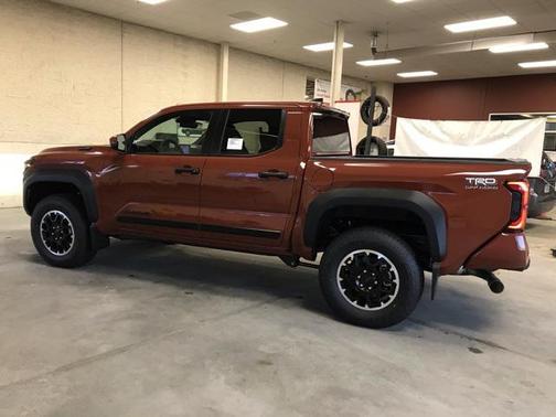 2025 Toyota Tacoma TRD Off Road