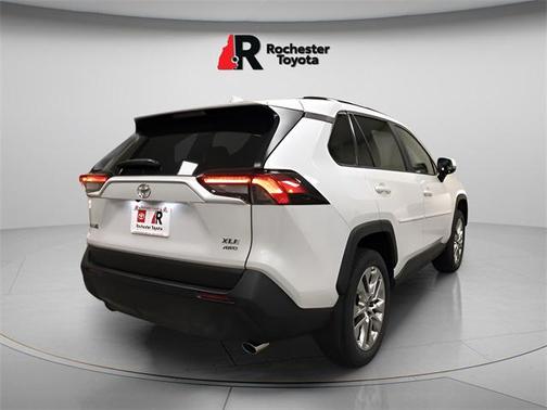 2025 Toyota RAV4 XLE Premium