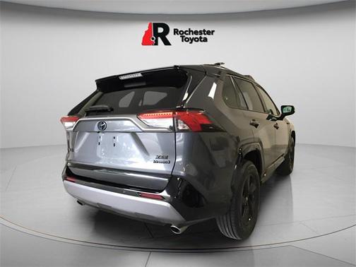 2021 Toyota RAV4 Hybrid SE