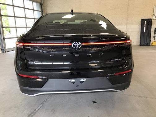 2023 Toyota Crown Limited