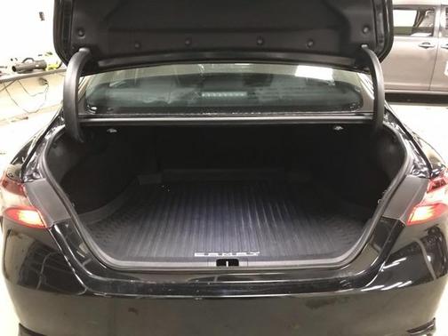 2024 Toyota Camry Hybrid SE