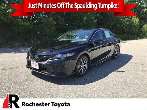 2024 Toyota Camry Hybrid SE