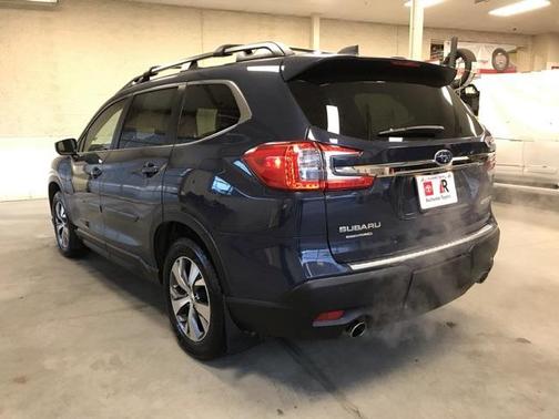 2023 Subaru Ascent Premium 7-Passenger