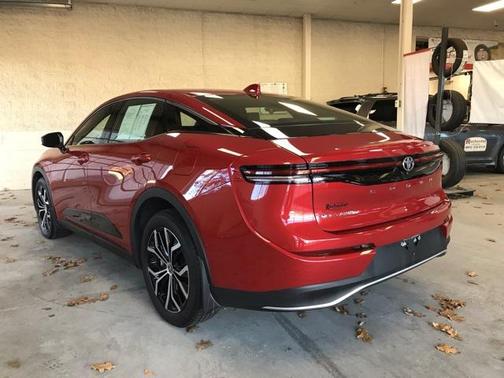 2024 Toyota Crown XLE