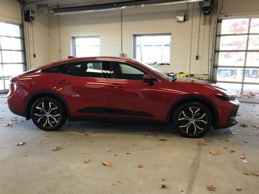 2024 Toyota Crown XLE