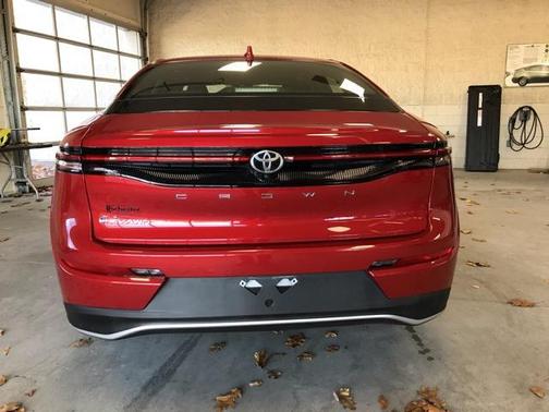 2024 Toyota Crown XLE