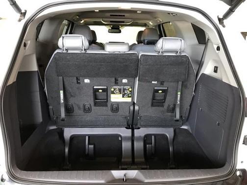 2023 Toyota Sienna Limited 7-Passenger