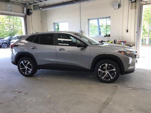 2024 Chevrolet Trax FWD 1RS