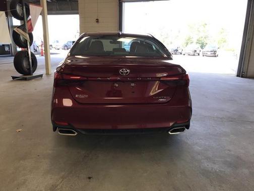 2021 Toyota Avalon Limited