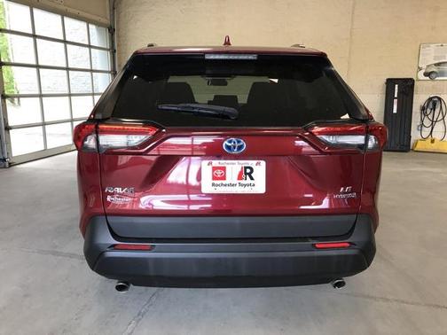 2021 Toyota RAV4 Hybrid LE