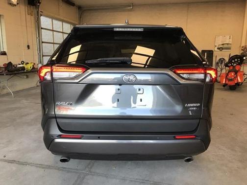 2021 Toyota RAV4 Limited