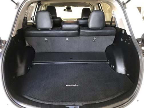 2018 Toyota RAV4 Hybrid XLE