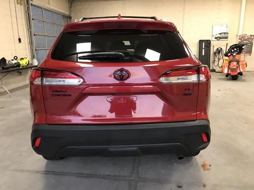 2022 Toyota Corolla Cross LE