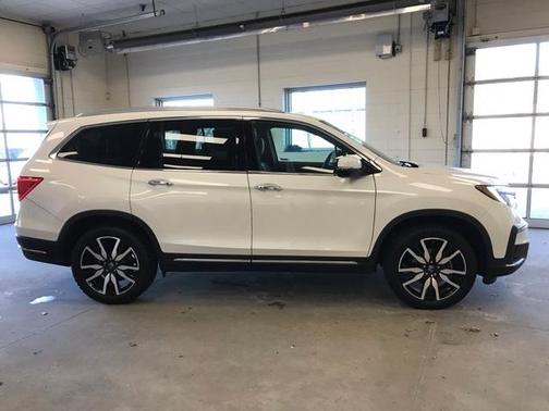 2019 Honda Pilot Touring 7-Passenger