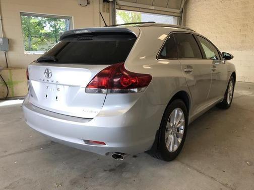 2014 Toyota Venza LE
