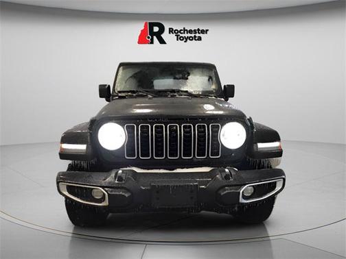 2024 Jeep Wrangler 4-Door Sahara 4x4