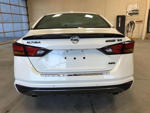 2022 Nissan Altima SR Intelligent AWD