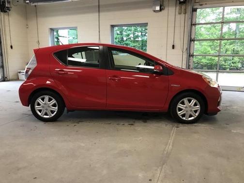 2014 Toyota Prius c Two