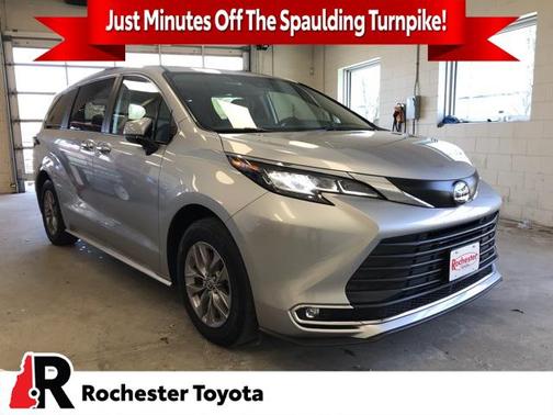 2022 Toyota Sienna XLE 7 Passenger