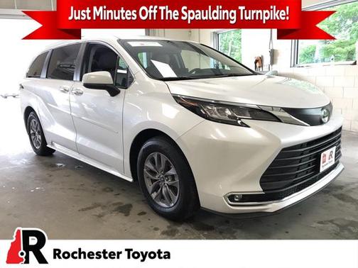 2023 Toyota Sienna XLE 7 Passenger
