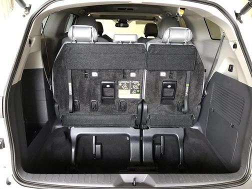 2023 Toyota Sienna XLE 7 Passenger