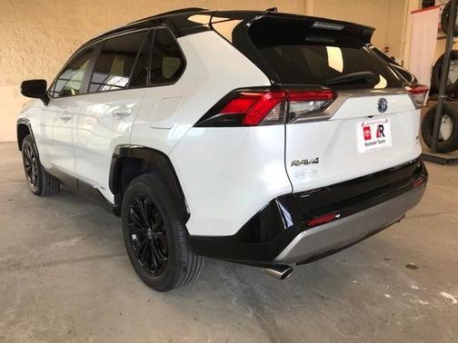 2023 Toyota RAV4 Hybrid XSE