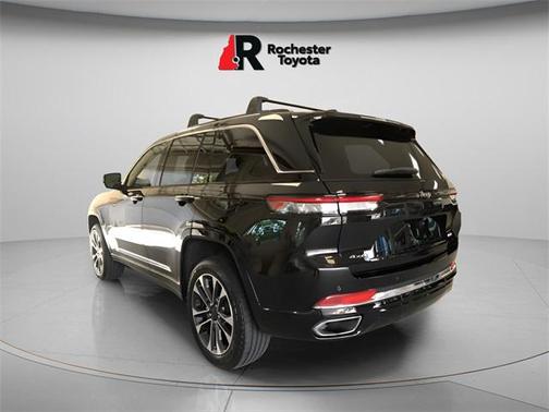 2022 Jeep Grand Cherokee Overland