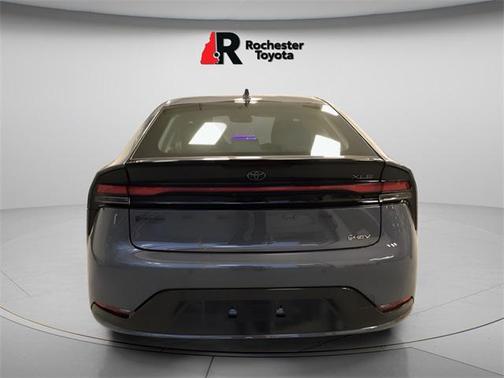 2024 Toyota Prius XLE