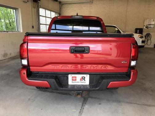 2018 Toyota Tacoma TRD Sport