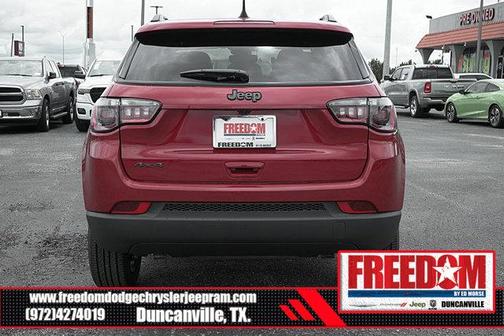 2025 Jeep Compass Latitude