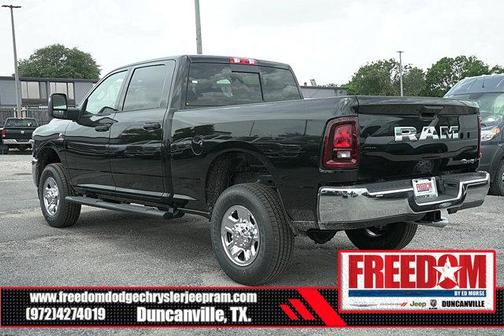 2025 RAM 2500 Tradesman Crew Cab 4x4 6'4' Box